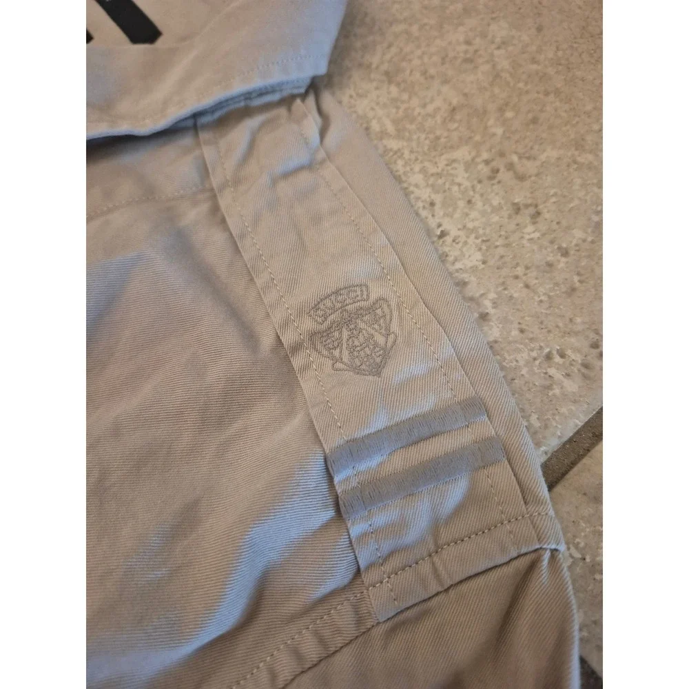 Gucci Men's Beige Slim Fit Button-up Shirt - Size: 16½ - Large